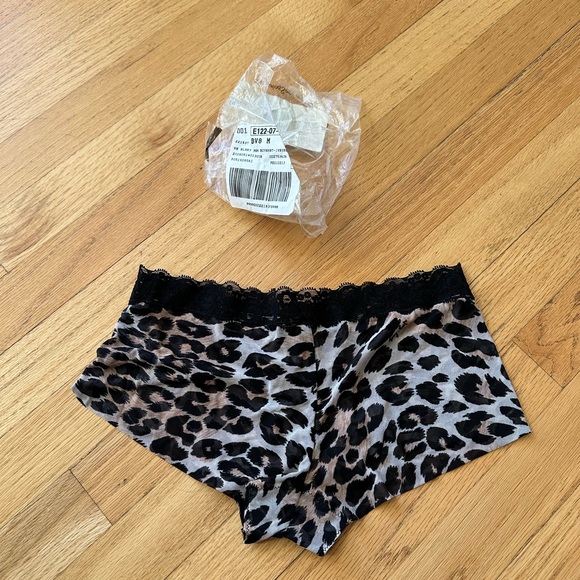 Victoria’s Secret boy short panty - Picture 2 of 3